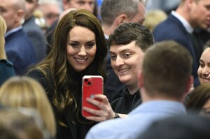 kate-middleton-royal-liverpool-university-hospital-in-liverpool-01-12-2023-3.jpg