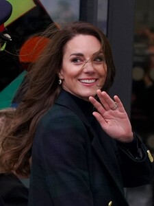 kate-middleton-royal-liverpool-university-hospital-in-liverpool-01-12-2023-4.jpg