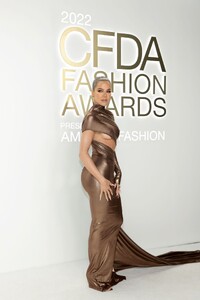 khloe-kardashian-cfda-fashion-awards-in-new-york-11-07-2022-0.jpg