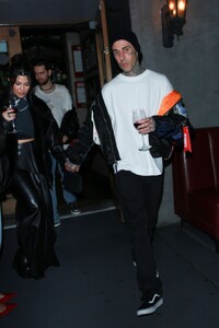 kourtney-kardashian-and-travis-barker-on-a-double-date-night-with-addison-rae-and-omer-fedi-in-los-angeles-01-19-2023-0.jpg