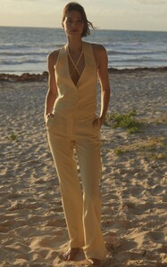 large_aya-muse-neutral-acacia-vest-1.jpeg