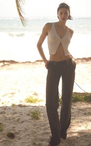 large_aya-muse-neutral-baobab-cropped-top-1.jpeg