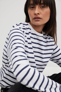 nakd_striped_oversized_long_sleeved_top_1044-000193-9293_6841.jpg