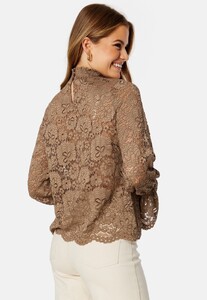 pieces-raita-ls-lace-top-fossil_2.jpg