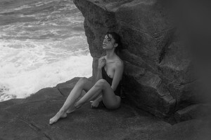 rebecca-yume-4.thumb.jpg.fdfe32e9170ca558e01c540f7f5a235b.jpg