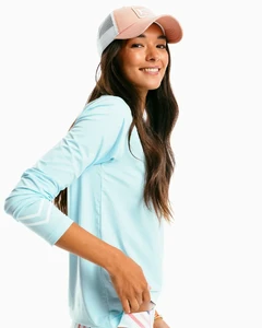 reflective-skipjack-performance-long-sleeve-t-shirt-1-wake-blue-model-side-8863_720x.thumb.webp.93d5d57cef2d0e0196a632d48a5b4ff7.webp