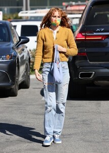 rumer-willis-in-a-wool-sweater-and-denim-la-02-25-2022-0.jpg