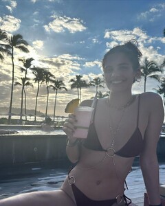 sarasampaio_323507184_857911348778509_9151045825503116940_n.jpg