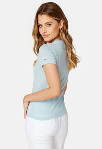 tommy-jeans-baby-essential-logo-tee-c1q-chambray-sky_2.jpg