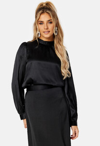 vero-moda-noa-ls-top-black.thumb.jpg.bfb9d2a0625ea4d2caa7a606f8e4cc11.jpg