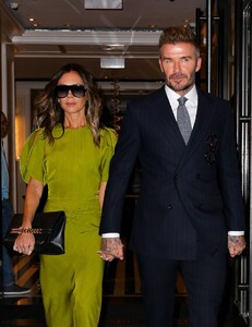 victoria-and-david-beckham-leaves-mark-hotel-in-new-york-10-14-2022-1.jpg