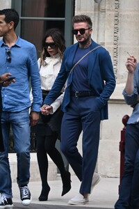 victoria-and-david-beckham-out-for-lunch-at-le-bristol-hotel-in-paris-07-03-2022-6.thumb.jpg.b6a99991211e0e8e5271c7bcbe8ae88b.jpg