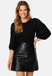 vila-wendya-o-neck-smock-top-black.jpg