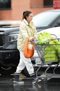 whitney-port-grocery-shopping-at-gelson-s-in-los-angeles-01-04-2023-4.jpg