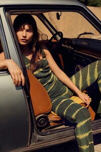 00001-Sandro-Details-RTW-Spring-21.thumb.jpg.e58f857361ce00c00227503f02ac745f.jpg