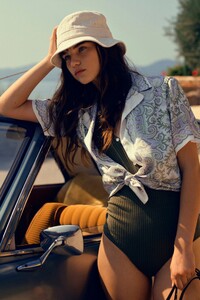 00001-Sandro-NEW-RTW-Spring-21.thumb.jpg.eebfb9402c5588c8726cdd3bf52455ca.jpg