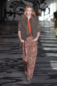 00003-Etro-Fall-21.thumb.jpg.773ec2e373c122a69d8d52be7d573072.jpg