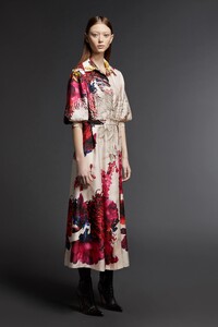00005-Jason-Wu-Collection-Fall-21-New-York-credit-brand.thumb.jpg.4ebadfd990d54d0c68c584b1d2157ab3.jpg