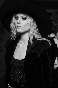 00006-CHANEL-DETAILS-Pre-Fall-21.thumb.jpg.6b47cf90a4b0062d8bd6ccb43ff11d89.jpg