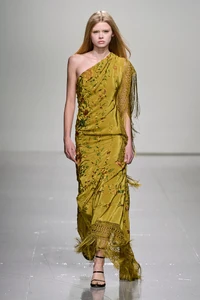00006-conner-ives-fall-2023-ready-to-wear-credit-gorunway.webp