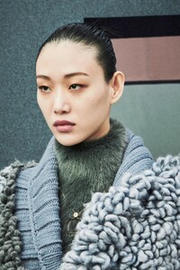 00006-ports-1961-RTW-fall-21-details.thumb.jpg.9459f0187b4c1f4e11f0072f97fbe594.jpg
