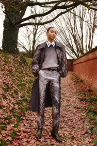 00016-ALBERTA-FERRETTI-Pre-Fall-21.thumb.jpg.3def7d7f89dac478e68f3d8189854eed.jpg