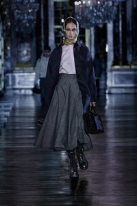 00020-Christian-Dior-Fall-21.thumb.jpg.85d4af3531c9c855aa5f99069c2b0e49.jpg