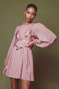 00027-ALBERTA-FERRETTI-Pre-Fall-21.thumb.jpg.2cfe842d9bb3a176d261193c9157d0d5.jpg