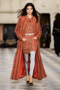 00028-CHANEL-PRE-FALL-21.thumb.jpg.d839845964aeae2574648b0f99f80c1f.jpg
