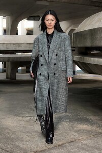 00039-Isabel-Marant-RTW-Fall-21.thumb.jpg.9df6098a8caae74cad2b56548f8a31e6.jpg