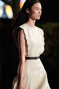 00041-Chloe-Details-Fall-21.thumb.jpg.14a2811c0567bcca8f33ba1d7d2371e8.jpg