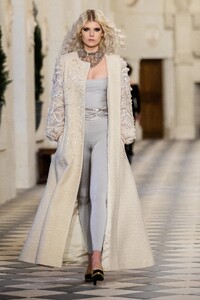 00053-CHANEL-PRE-FALL-21.thumb.jpg.e574a0504559671025cbb8443b75cf69.jpg