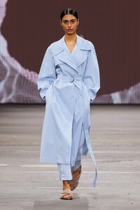 1060893005_vogue_com.au2b90d4d04225fd71c72eb6c05791ce649.thumb.jpeg.0aaf00dd5206125a6665d276ebed9127.jpeg