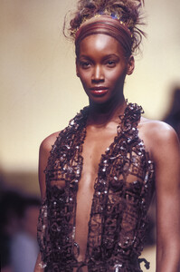 1091274538_beverlypeelerg9531-.thumb.jpg.643a6bead20efe1e0cff4904e6287b15.jpg