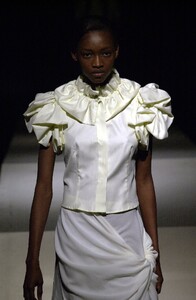 1239442347_oluchionweagbabh0110-.thumb.jpg.f35af18d538b04db80157e91b86a923c.jpg