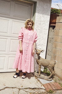 1461840108633_chloe_moretz_instyle_uk_june_2016_2.jpg