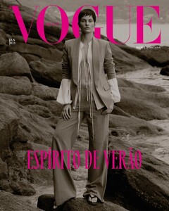 Vogue Brasil January 2023 Isabeli Fontana cover version 1.jpg