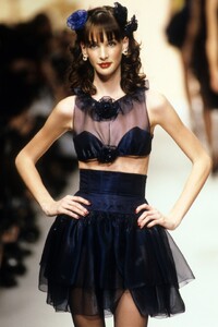 153-chanel-spring-1995-ready-to-wear-details-CN10011250-debbie-deitering.jpg