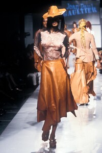 1617762126_janinadavismaybega9688.thumb.jpg.34345d60557419dbd506e94b6ecfd393.jpg