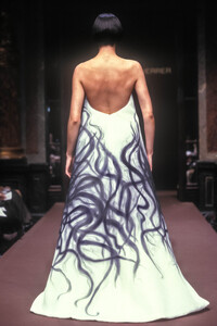 1916410396_JeanLouisScherrer1999HauteCouture52.thumb.jpg.80b590e5f2aafb590542084ac4d175ac.jpg