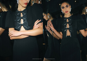 2204-holiday-lookbook-final-retail-...version-digital7.jpg