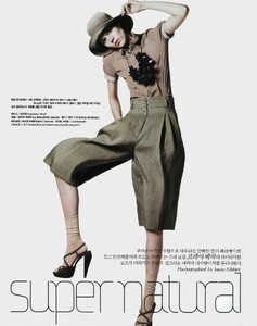 244896197_Editorial-SupernaturalVogueKoreaMarch09JasonKibbler1.thumb.jpg.a041cdd3c01a298c4783731e5e8615a2.jpg