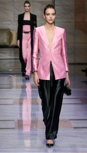 Emm Arruda Giorgio Armani Fall 2023 RTW MFW 1.png