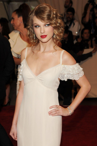 5bf46567f9cae1c857a88063cf35b5b5.thumb.jpg.da341653b52974c20681550e07765d3b.jpg