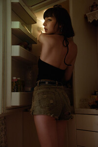 Alice-in-the-Kitchen3.jpg