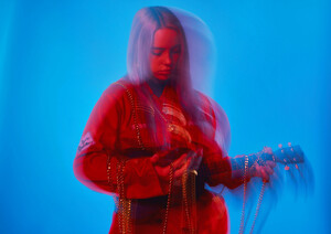 BILLIE-EILISH-x-tmrrw-magazine__S3_01872Bcopy.jpg