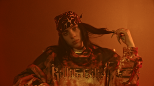 Bershka-Billie-Eilish-Revised-Cut-0001-1920x1080.png