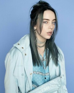 Billie_s_Fanpage_on_Instagram___Purple250A_billieeili_028JPG29.jpg