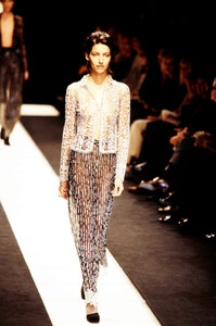 Giorgio_Armani_FW1997_08.jpg