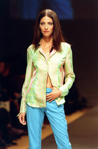 Ines_de_la_Fressange_SS2000_02.jpg